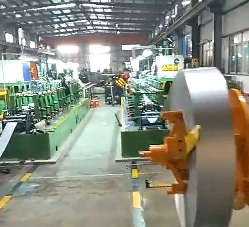 不銹鋼汽車(chē)排氣管制管視頻